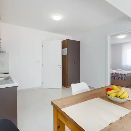Apartament Ancora *