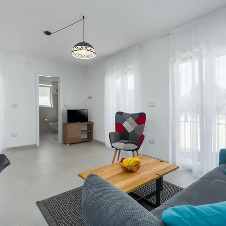 Ancora 罗维尼